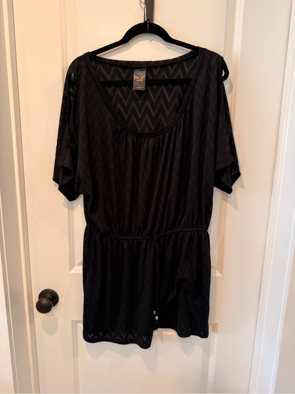 Adorable swimsuit coverup